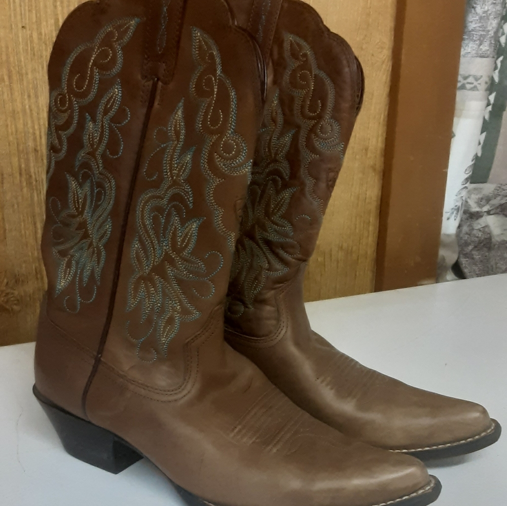 Ariat Cowboy Boots